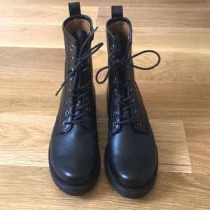FRYE VERONICA COMBAT BOOT